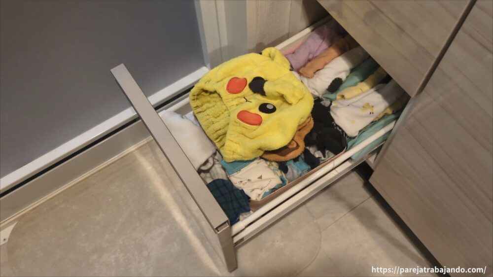 ゆる終活・おうちと向き合う｜第５回：おうちと向き合う｜】全出し→後悔：こども服の衣替えが正直しんどかった２８