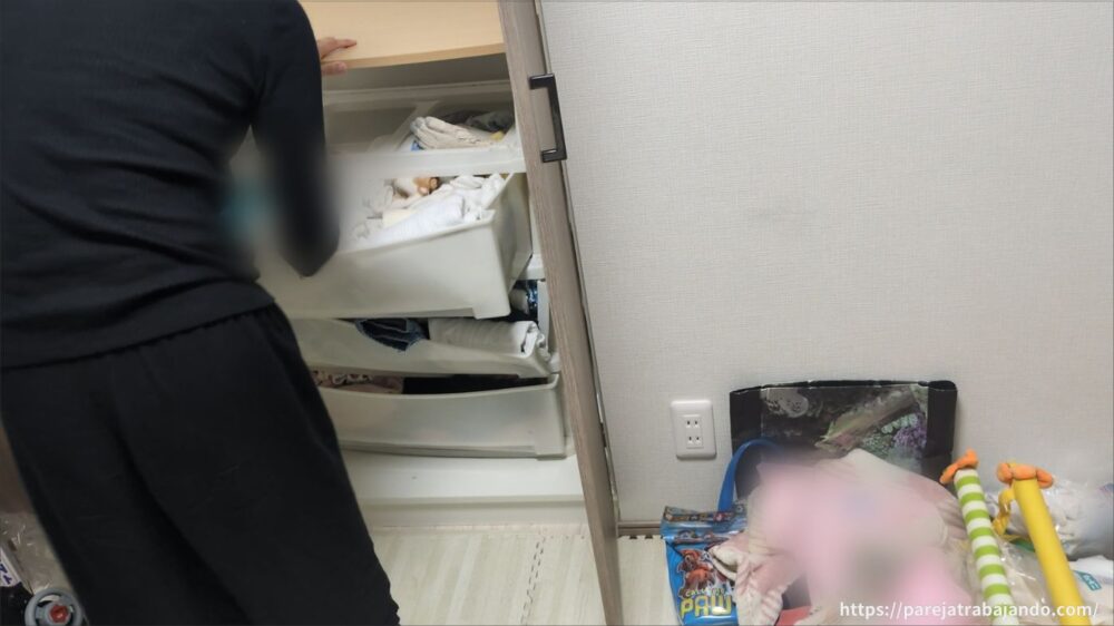 ゆる終活・おうちと向き合う｜第５回：おうちと向き合う｜】全出し→後悔：こども服の衣替えが正直しんどかった６