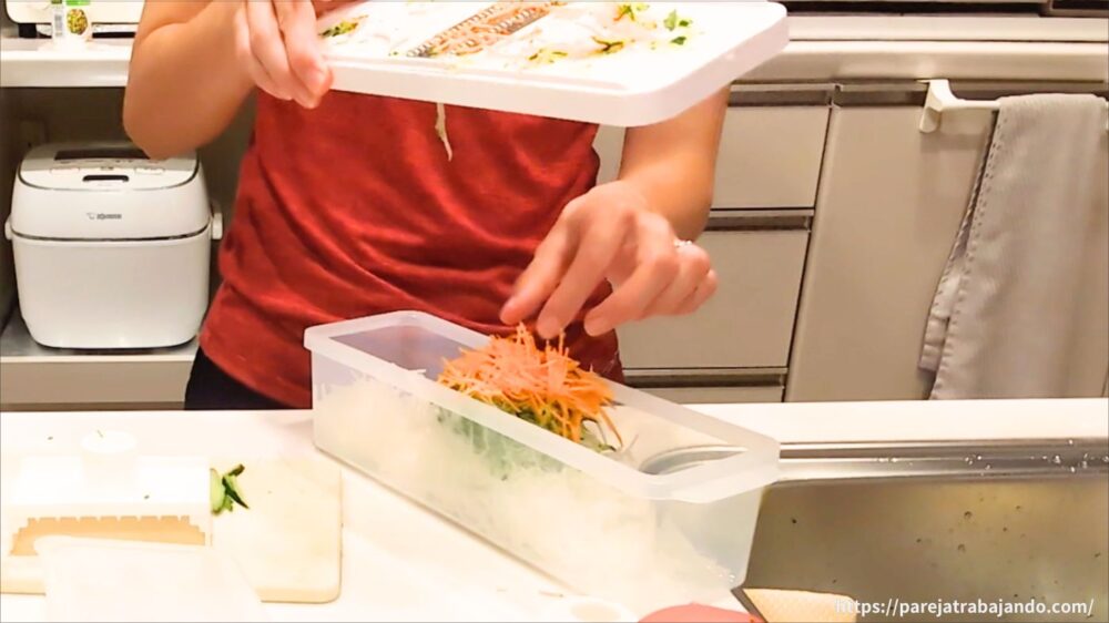 【ニトリ】1台10役コンパクトスライサー(KY024)スライサー使用イメージ1