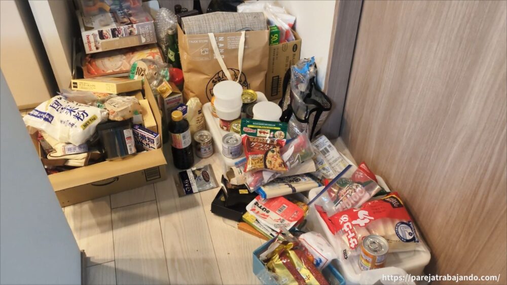 ゆる終活・おうちと向き合う｜第８回：捨て活中になぜ購入…一ヶ所予定がなぜか全出し→無事カヲスになった収納リセット１８