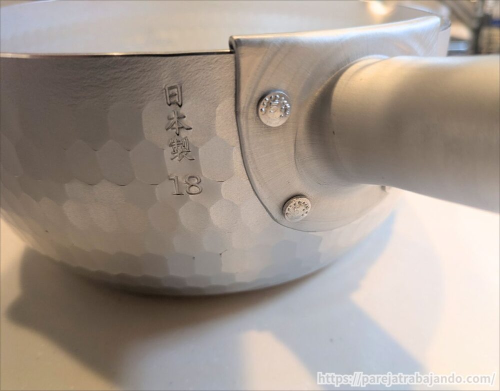 谷口金属工業 和の職人 ガス火専用 雪平鍋 18cm 1.8L 日本製 取手接続部アップ１